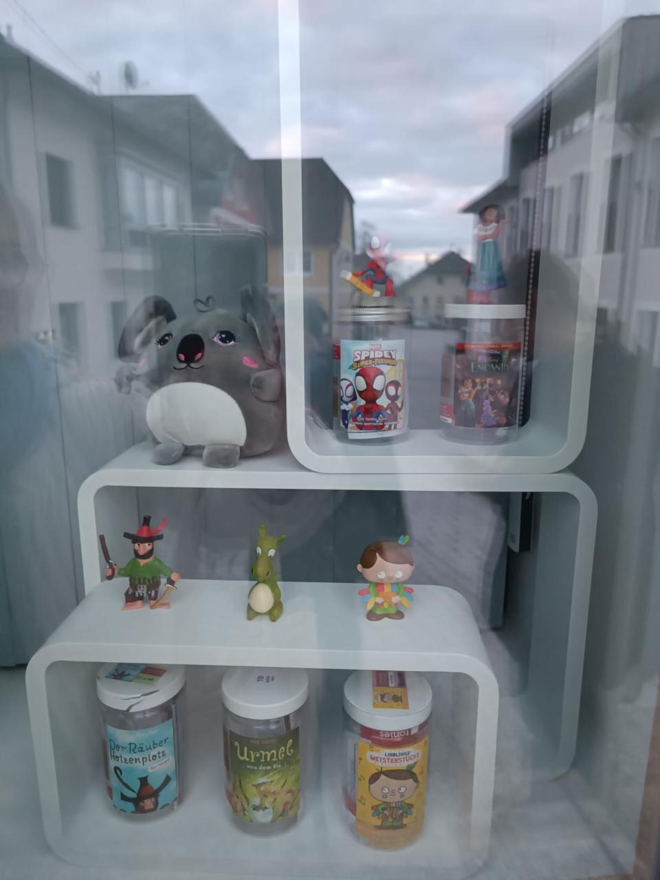 Viele Tonies stehen zur Auswahl