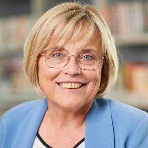 Christine Bauer - Bibliotheksmitarbeiterin 