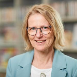 Martina Hochenburger - Bibliotheksmitarbeiterin